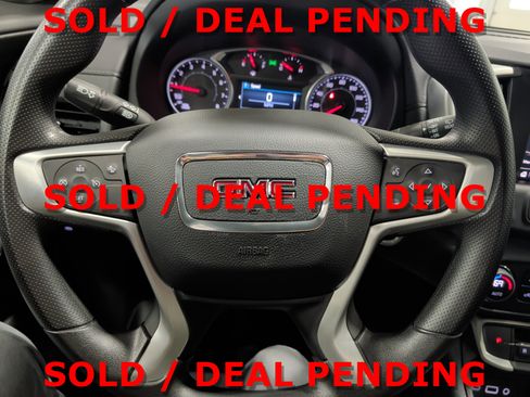 Used 2024 GMC Terrain SLE w/ Driver Convenience Package AWD/4WD image 9