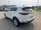 Used 2019 Kia Sportage LX image 3