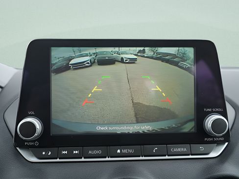 Used 2022 Nissan Sentra SR FWD image 34