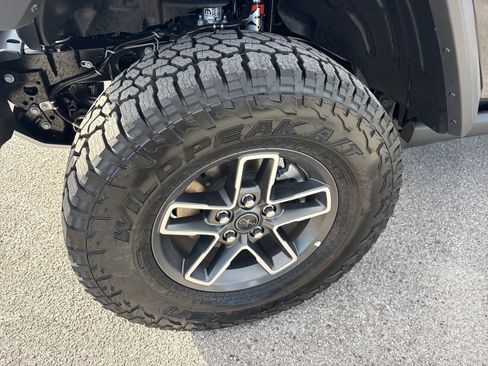 New 2026 Jeep Gladiator Mojave image 21