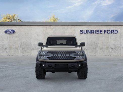 New 2026 Ford Bronco Badlands image 6