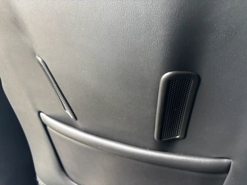 Used 2019 Cadillac Escalade ESV 2WD image 16