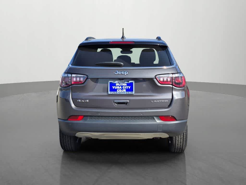Used 2024 Jeep Compass Limited AWD/4WD image 5