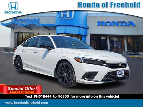 Used 2023 Honda Civic Sport image 1