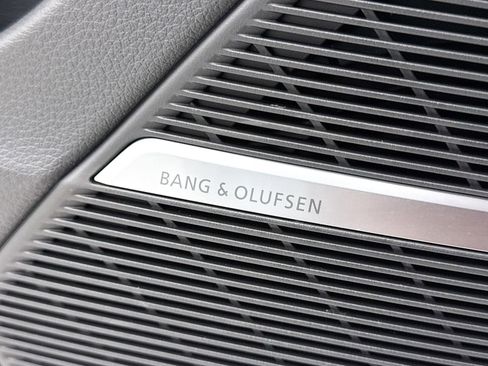 Used 2023 Audi SQ8 Prestige image 30