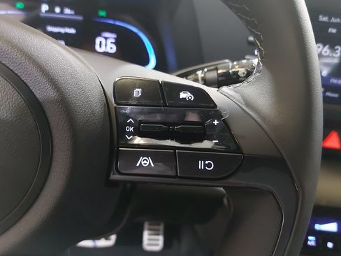 New 2026 Hyundai Elantra Sport FWD image 17