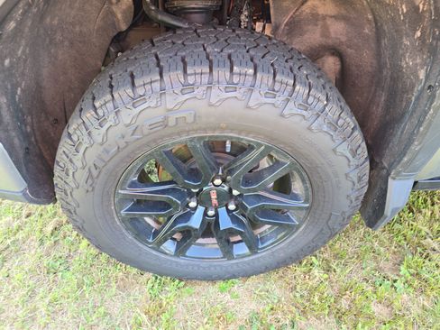 Used 2026 GMC Sierra 1500 Elevation AWD/4WD image 11