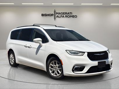 Used 2022 Chrysler Pacifica Touring-L