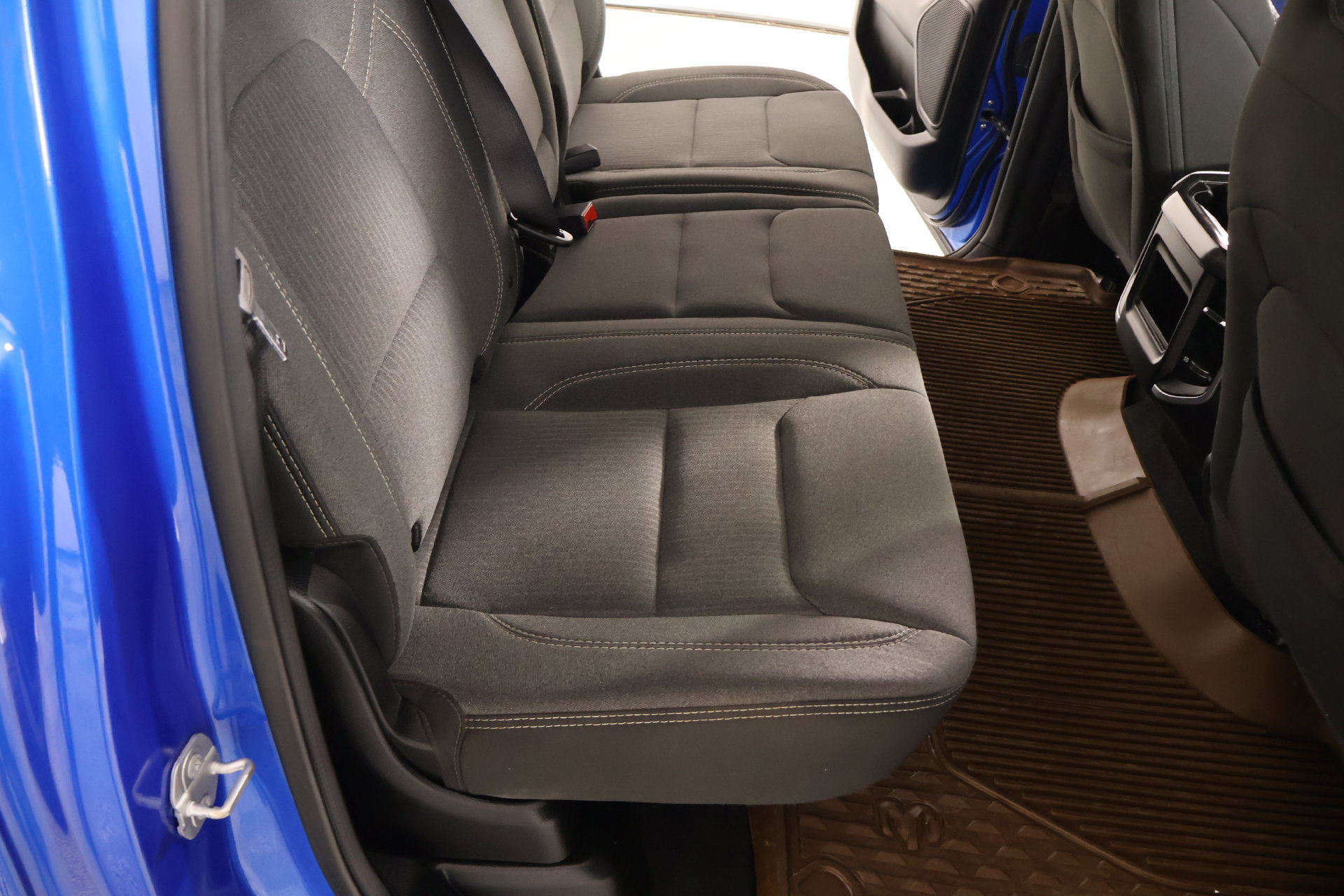 Used 2021 RAM 1500 2WD Crew Cab image 13