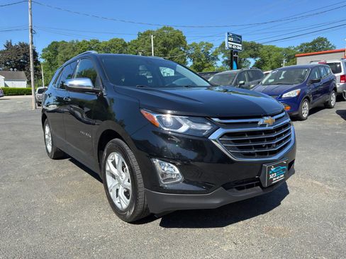 Used 2020 Chevrolet Equinox Premier AWD/4WD image 1
