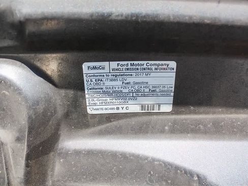 Used 2017 Ford Focus Titanium image 37