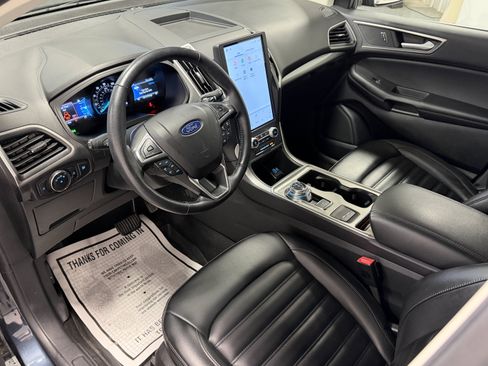 Used 2023 Ford Edge SEL AWD/4WD image 4