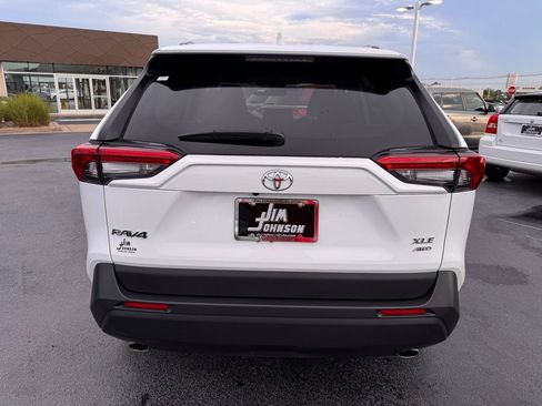 Used 2025 Toyota RAV4 XLE AWD/4WD image 4