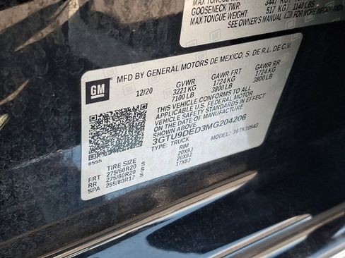 Used 2021 GMC Sierra 1500 SLT w/ SLT Premium Package AWD/4WD image 26