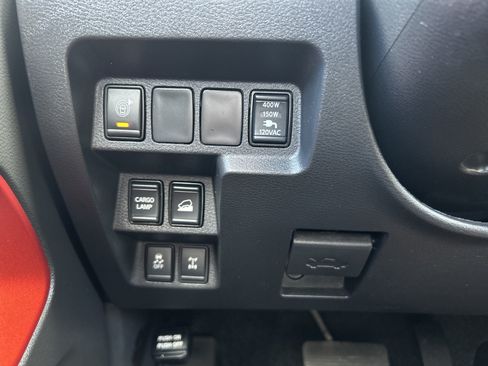 Certified 2023 Nissan Frontier PRO-4X w/ Pro-4X Premium Package AWD/4WD image 32