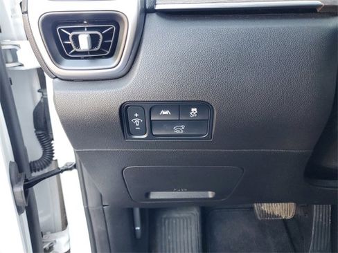 Used 2022 Kia Sorento EX w/ Panoramic Sunroof Package image 16