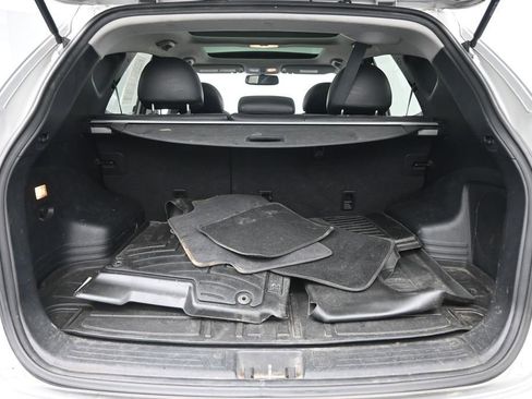 Used 2011 Hyundai Tucson Limited w/ Premium Pkg 3 FWD image 24