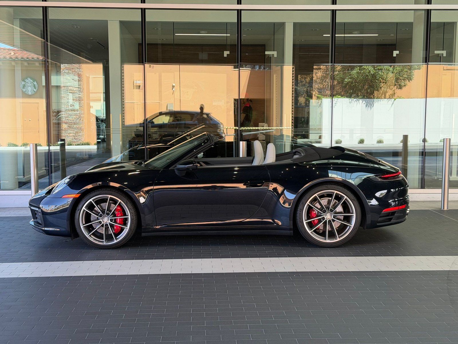 Certified 2020 Porsche 911 Carrera S RWD image 2