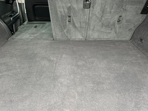 Used 2017 Volvo XC60 T6 Dynamic w/ Preferred Option Package image 17