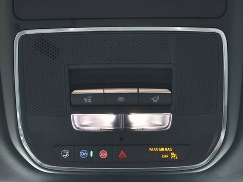 New 2026 GMC Acadia Denali Ultimate w/ LPO, Floor Liner Package image 31