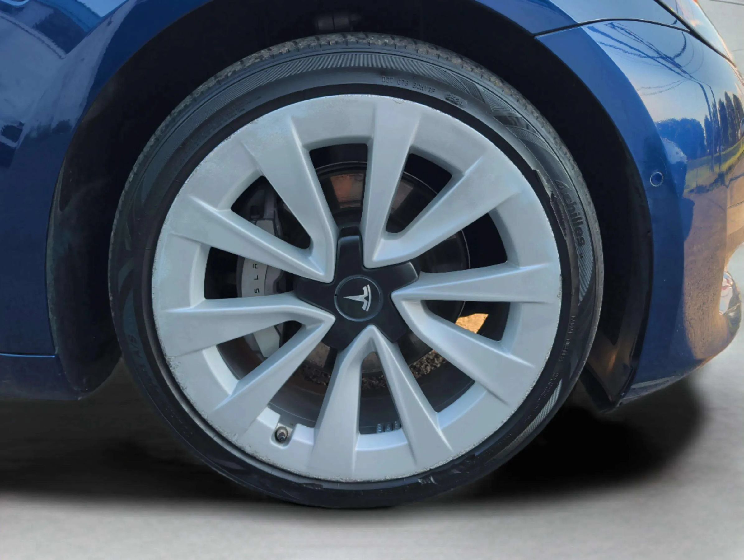 Used 2021 Tesla Model 3 Long Range AWD/4WD image 38