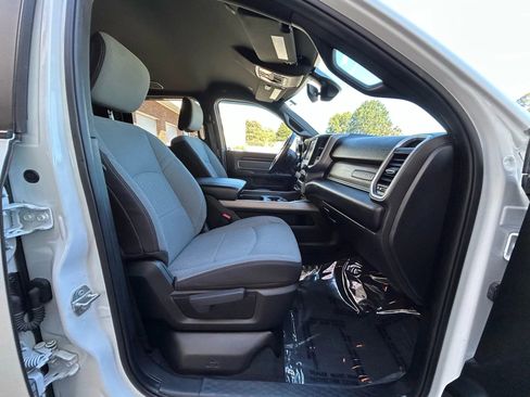 Used 2022 RAM 3500 Big Horn w/ Level C Equiment Group image 13