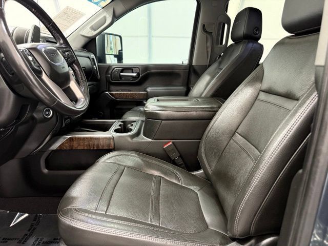 Used 2020 GMC Sierra 3500 Denali w/ Denali Ultimate Package AWD/4WD image 14