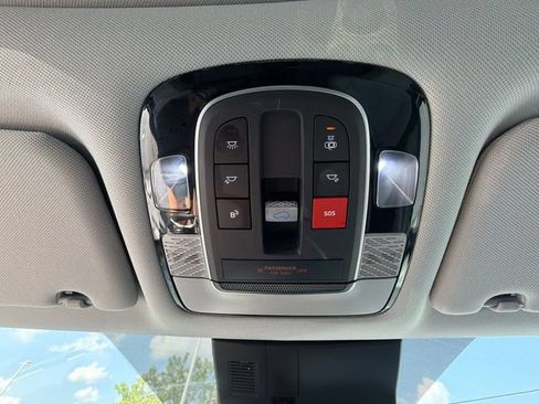 Used 2025 Hyundai Palisade SEL AWD/4WD image 25