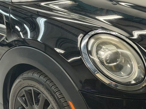 Used 2021 MINI Cooper 4-Door Hardtop image 6