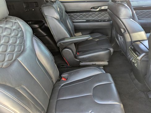 Used 2020 Hyundai Palisade Limited image 16