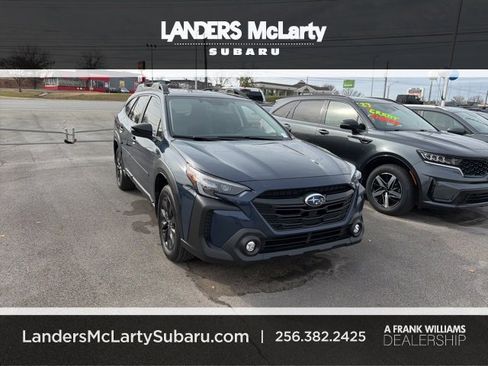 Used 2025 Subaru Outback Onyx Edition w/ Popular Package #2 image 1