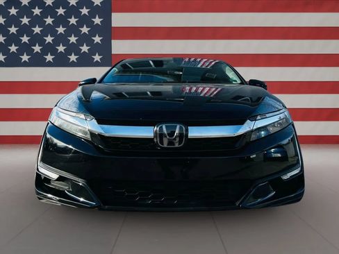 Used 2018 Honda Clarity Plug-In Hybrid image 4