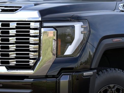New 2025 GMC Sierra 3500 Denali w/ Denali Reserve Package image 10