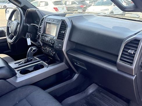 Used 2019 Ford F150 XLT w/ Equipment Group 302A Luxury AWD/4WD image 27