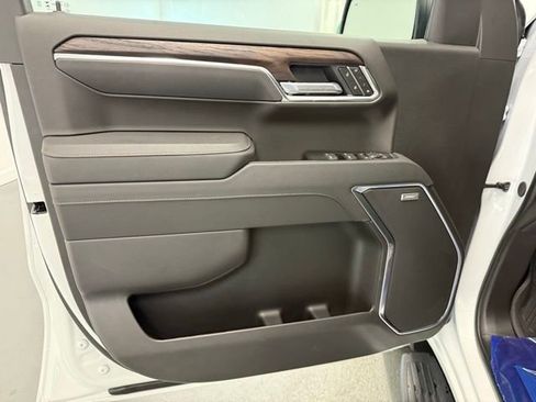 New 2026 GMC Sierra 1500 SLT w/ SLT Premium Plus Package AWD/4WD image 13