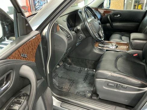 Used 2020 Nissan Armada SL w/ Premium Package AWD/4WD image 3
