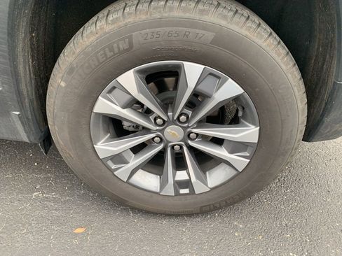 Used 2025 Chevrolet Equinox LT w/ Convenience Package II image 10