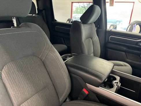 Used 2021 RAM 1500 Big Horn AWD/4WD image 40
