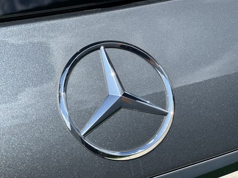 Used 2022 Mercedes-Benz GLE 350 4MATIC image 15