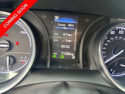 Used 2018 Toyota Camry SE FWD image 21