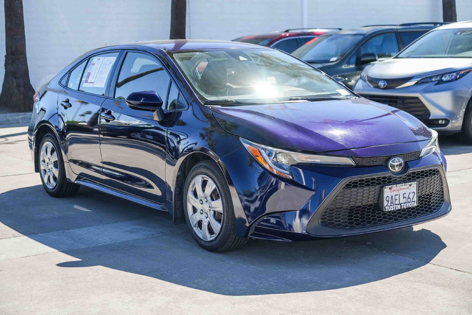 Used 2020 Toyota Corolla LE FWD image 5