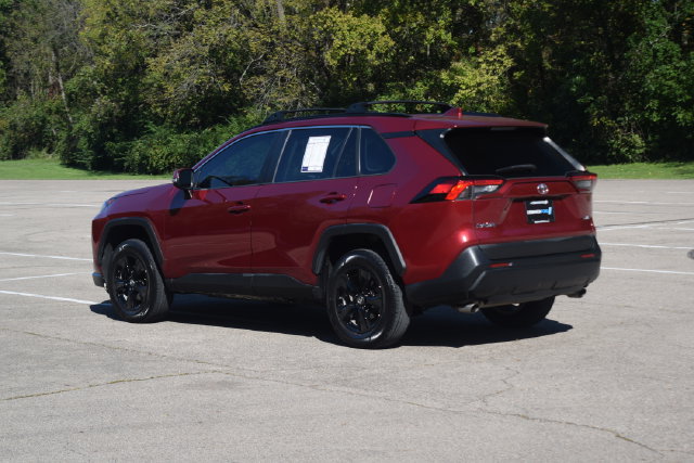 Used 2020 Toyota RAV4 XLE w/ Convenience Package FWD image 24