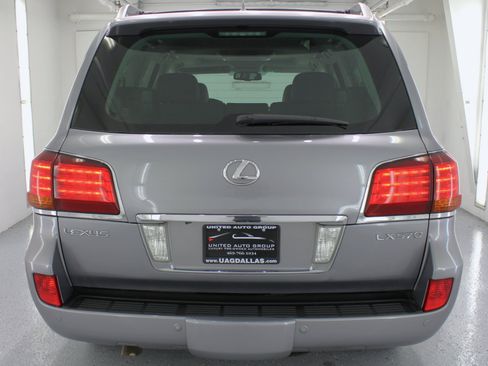 Used 2009 Lexus LX 570 4WD image 8