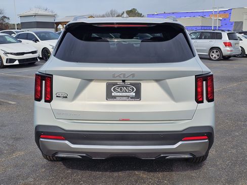 New 2026 Kia Sorento S image 10