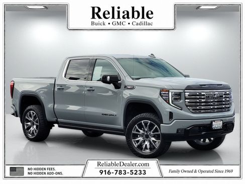 Used 2025 GMC Sierra 1500 Denali w/ Denali Reserve Package AWD/4WD image 1