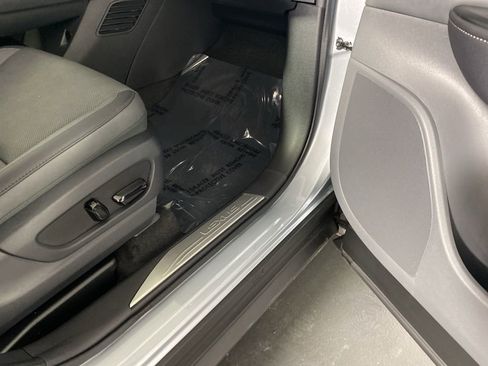 Certified 2023 Lexus RZ 450e Premium w/ Technology Package image 33