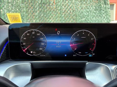 Used 2025 Mercedes-Benz GLB 250 image 43