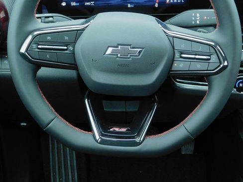 New 2025 Chevrolet Equinox RS AWD/4WD image 15