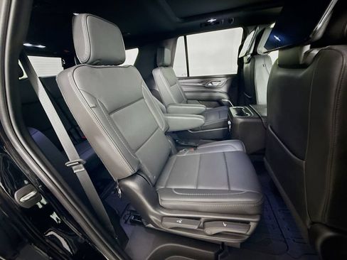 Used 2024 GMC Yukon Denali w/ Denali Reserve Package AWD/4WD image 29