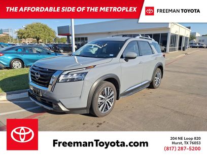 Used 2022 Nissan Pathfinder Platinum w/ Cargo Package